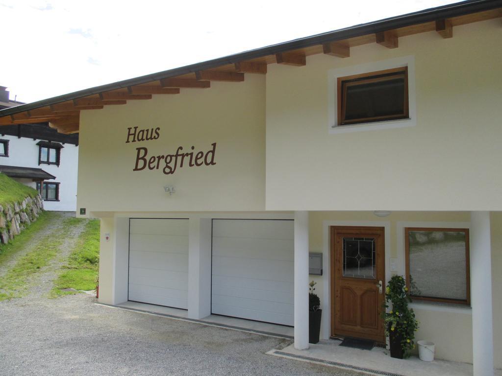 Haus Bergfried 호텔 베스텐도르프 외부 사진